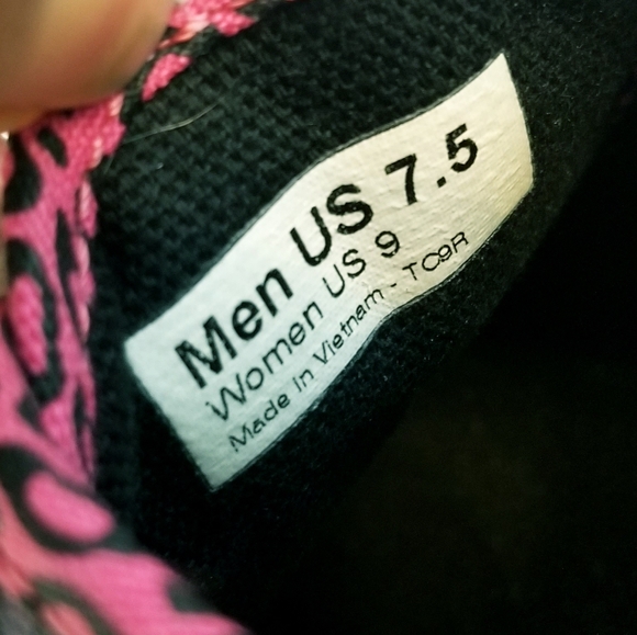 Vans Animal Print Sneakers Shoes - Picture 7 of 8